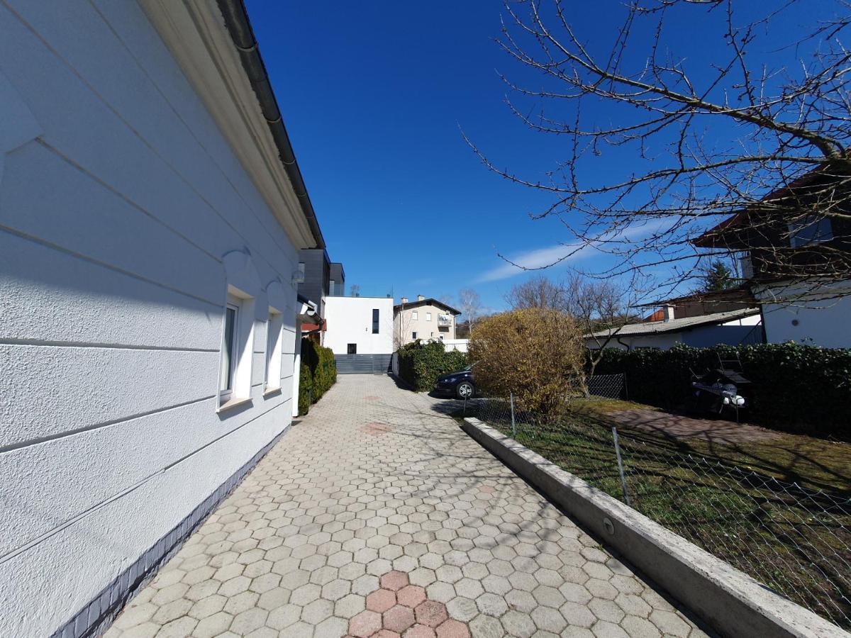Charming Apartment Mila In Privat House With Free Parking 卢布尔雅那 外观 照片
